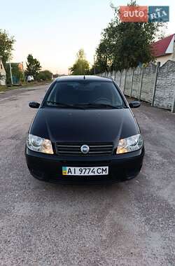 Хэтчбек Fiat Punto 2004 в Фастове