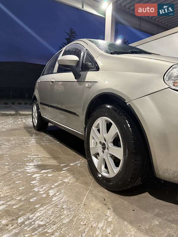 Хэтчбек Fiat Punto 2007 в Хмельницком