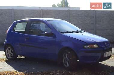 Хэтчбек Fiat Punto 2002 в Полтаве