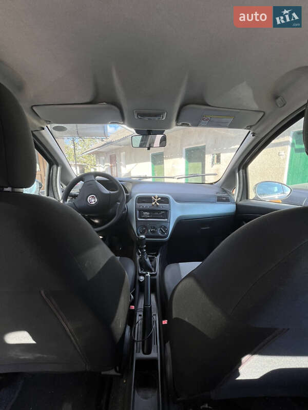 Хетчбек Fiat Punto 2011 в Підволочиську