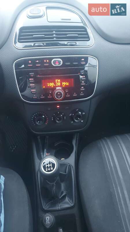 Хэтчбек Fiat Punto 2012 в Измаиле фото 2 Хэтчбек Fiat Punto 2012 в Измаиле