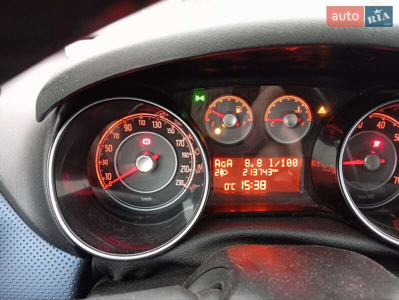 Хетчбек Fiat Punto 2010 в Городенці