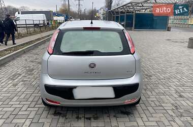 Хетчбек Fiat Punto 2011 в Дніпрі