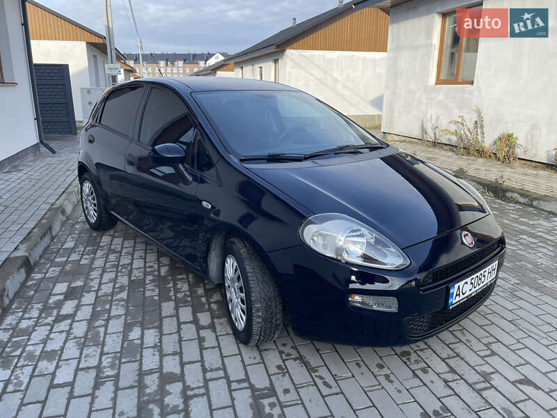 Хэтчбек Fiat Punto 2017 в Луцке