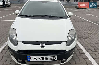 Хэтчбек Fiat Punto 2011 в Киеве