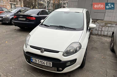 Хэтчбек Fiat Punto 2011 в Киеве