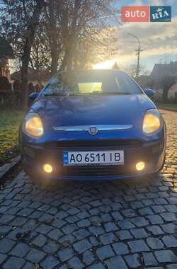Fiat Punto 2011 Fiat Punto 2011