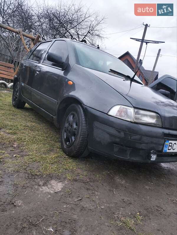 Хэтчбек Fiat Punto 1998 в Луцке