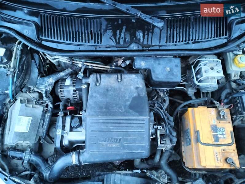 Хэтчбек Fiat Punto 1998 в Луцке