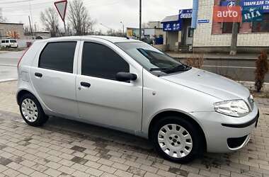 Хэтчбек Fiat Punto 2008 в 