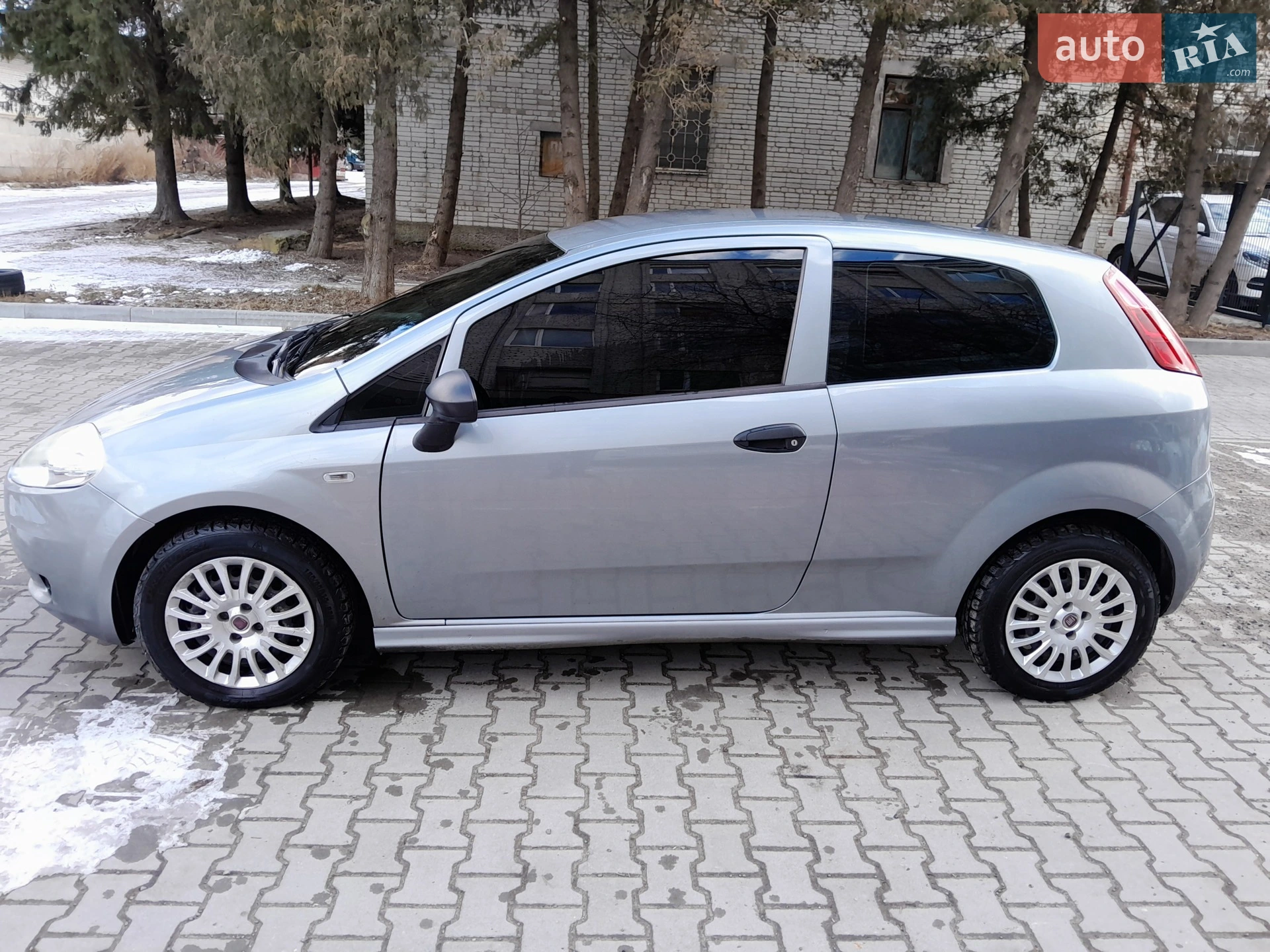 2010 Fiat Punto - мініатюра 3
