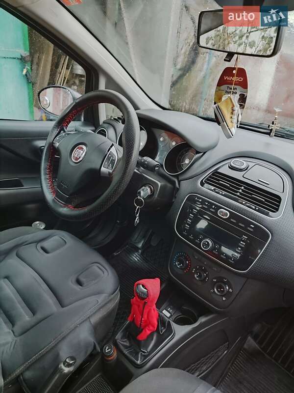 Хэтчбек Fiat Punto 2011 в Шепетовке