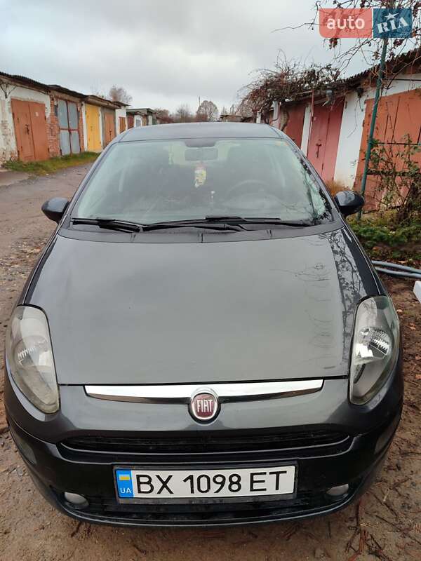 Хэтчбек Fiat Punto 2011 в Шепетовке