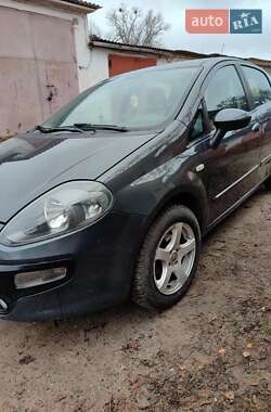 Fiat Punto 2011 Fiat Punto 2011
