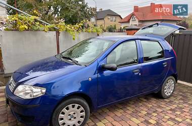Хэтчбек Fiat Punto 2007 в 