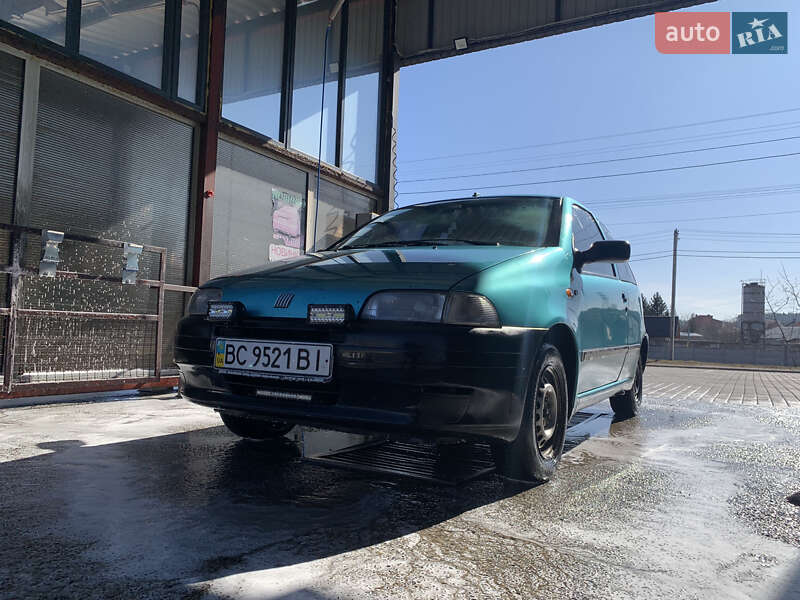 Хэтчбек Fiat Punto 1995 в Трускавце