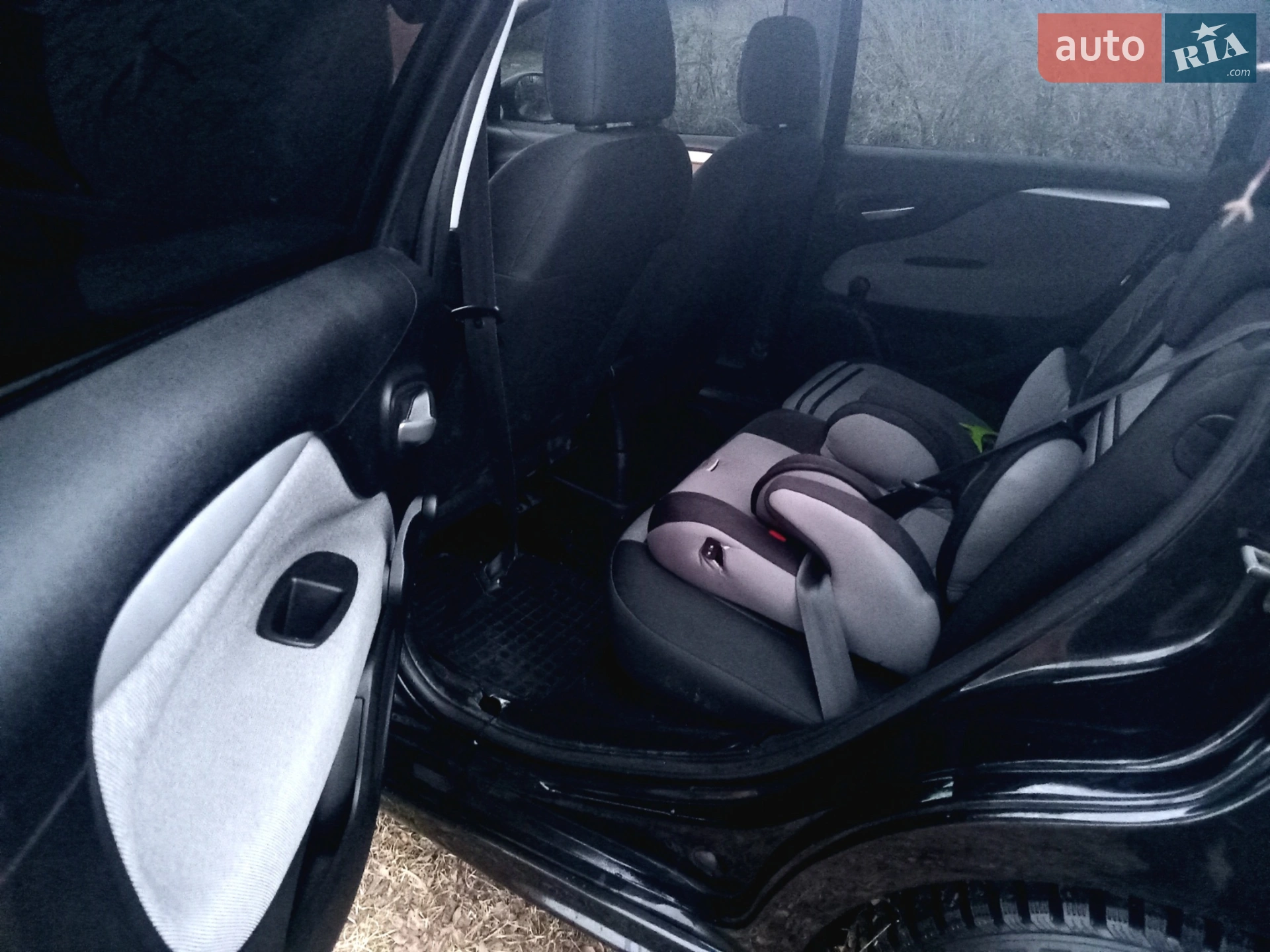 2010 Fiat Punto - мініатюра 12