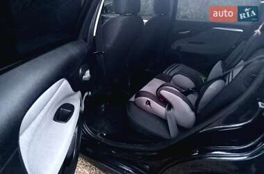 Хэтчбек Fiat Punto 2010 в 