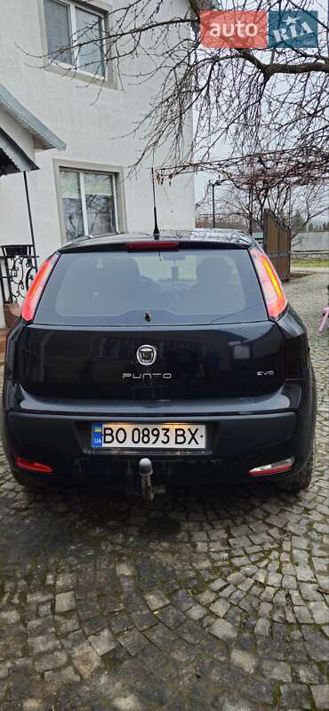 Хэтчбек Fiat Punto 2011 в Борщеве