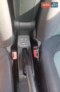 Хетчбек Fiat Punto 2009 в 