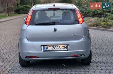 Хэтчбек Fiat Punto 2006 в 