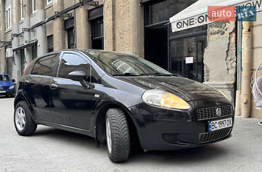 Хэтчбек Fiat Punto 2009 в 