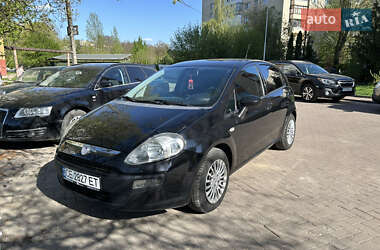 Хэтчбек Fiat Punto 2010 в 