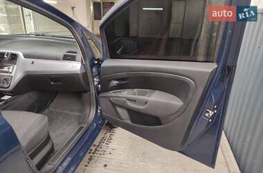 Хетчбек Fiat Punto 2009 в 