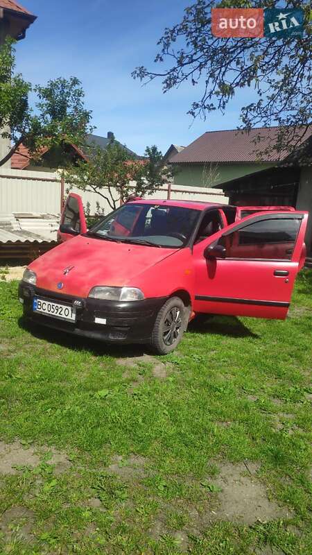 Хэтчбек Fiat Punto 1994 в 
