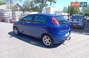 Хэтчбек Fiat Punto 2006 в 