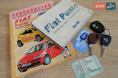 Хетчбек Fiat Punto 1999 в 