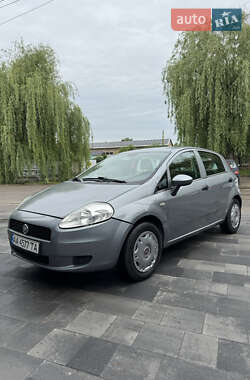 Хэтчбек Fiat Punto 2012 в Киеве