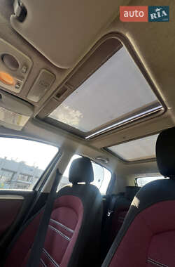 Хэтчбек Fiat Punto 2010 в 