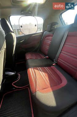Хэтчбек Fiat Punto 2010 в 