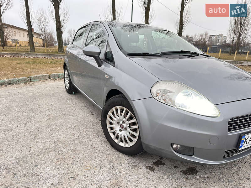 Хэтчбек Fiat Punto 2011 в Украинке