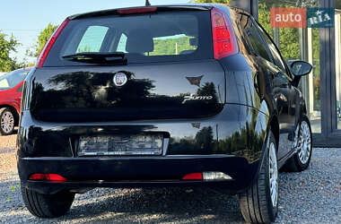 Хэтчбек Fiat Punto 2009 в 