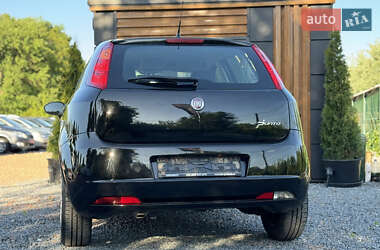 Хэтчбек Fiat Punto 2009 в 