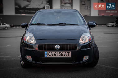 Хэтчбек Fiat Punto 2006 в 