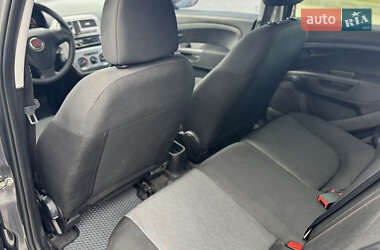 Хэтчбек Fiat Punto 2013 в 