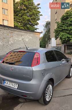 Хэтчбек Fiat Punto 2008 в 
