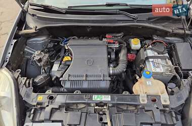 Хэтчбек Fiat Punto 2008 в 