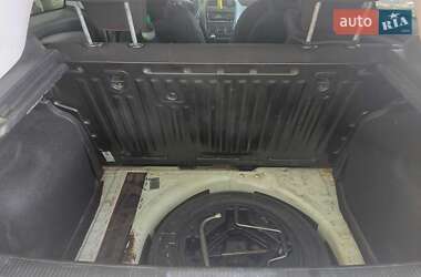 Хэтчбек Fiat Punto 2011 в 