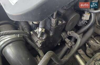 Хэтчбек Fiat Punto 2011 в 
