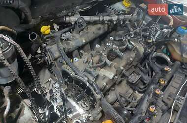 Хэтчбек Fiat Punto 2011 в 