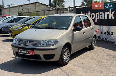 Хетчбек Fiat Punto 2010 в Запоріжжі
