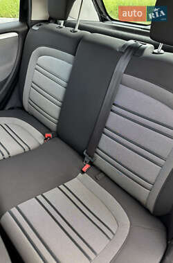 Хэтчбек Fiat Punto 2011 в 