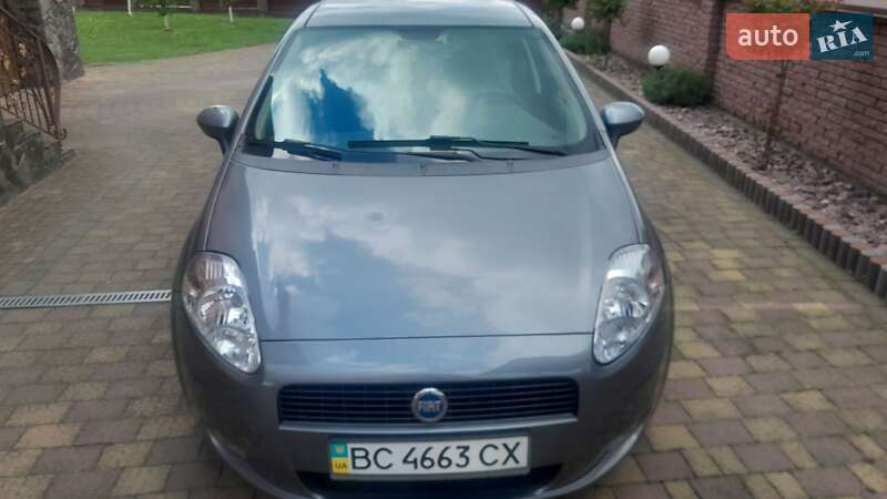 Хэтчбек Fiat Punto 2006 в 