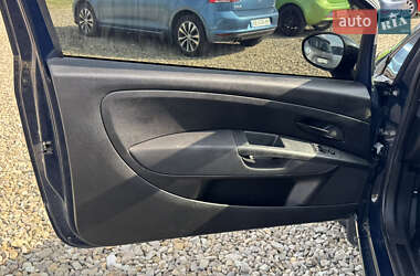 Хэтчбек Fiat Punto 2009 в 