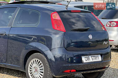 Хэтчбек Fiat Punto 2009 в 