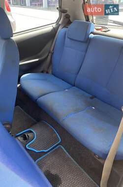 Хэтчбек Fiat Punto 2002 в 